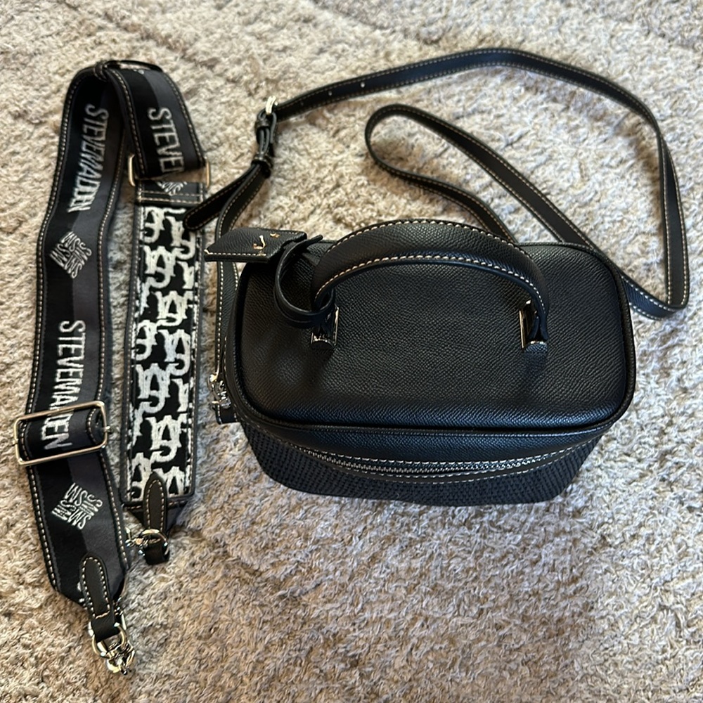 Steve Madden Straw and Leather Bag with 2 Straps - Picture 2 of 4